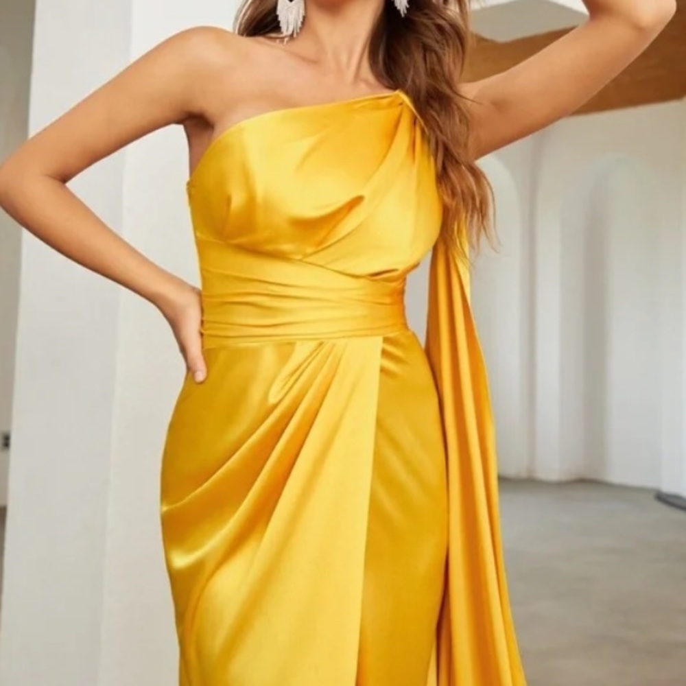 Luxe One shoulder Party Formal Evening Prom Satin Wedding Dress - Picture 15 of 15